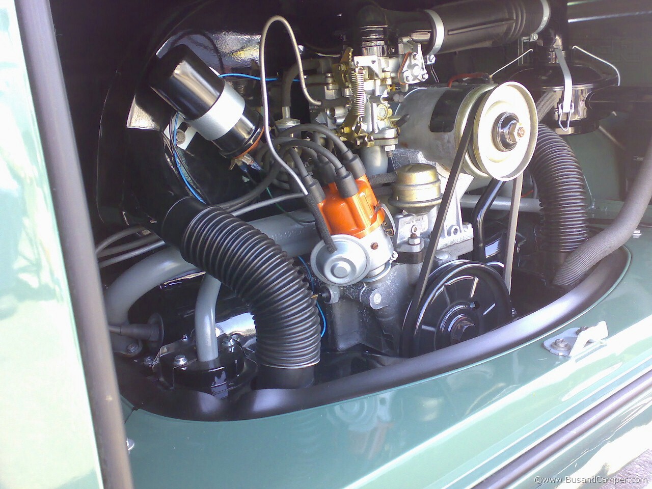 Velvet green Camper engine